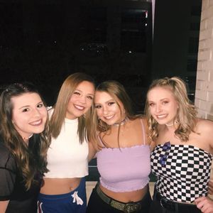 Meet your Posher, Savannah